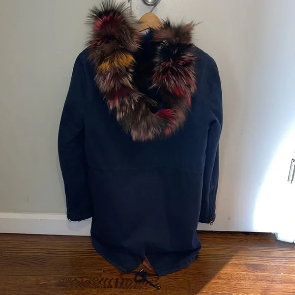 Jocelyn Fox fur Parka w/removable vest Sz M Beautiful 😍!!! - Picture 2 of 4